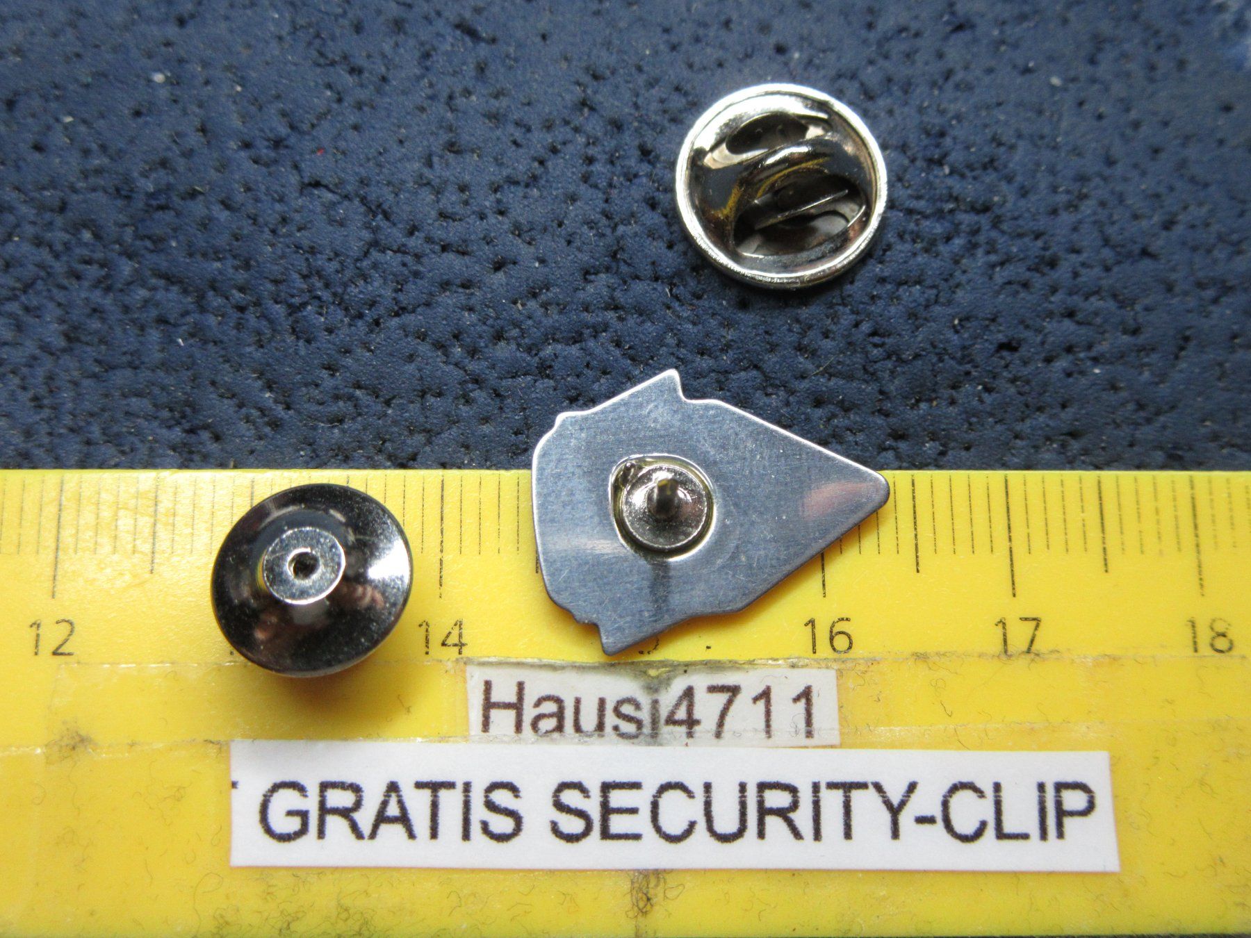 Placchette & Badge: MuZ MOTO SCHMUCK-PIN GLASIERT MIT SECURITY-CLIP – Usato da Ettingen venduto da Hausi4711 2