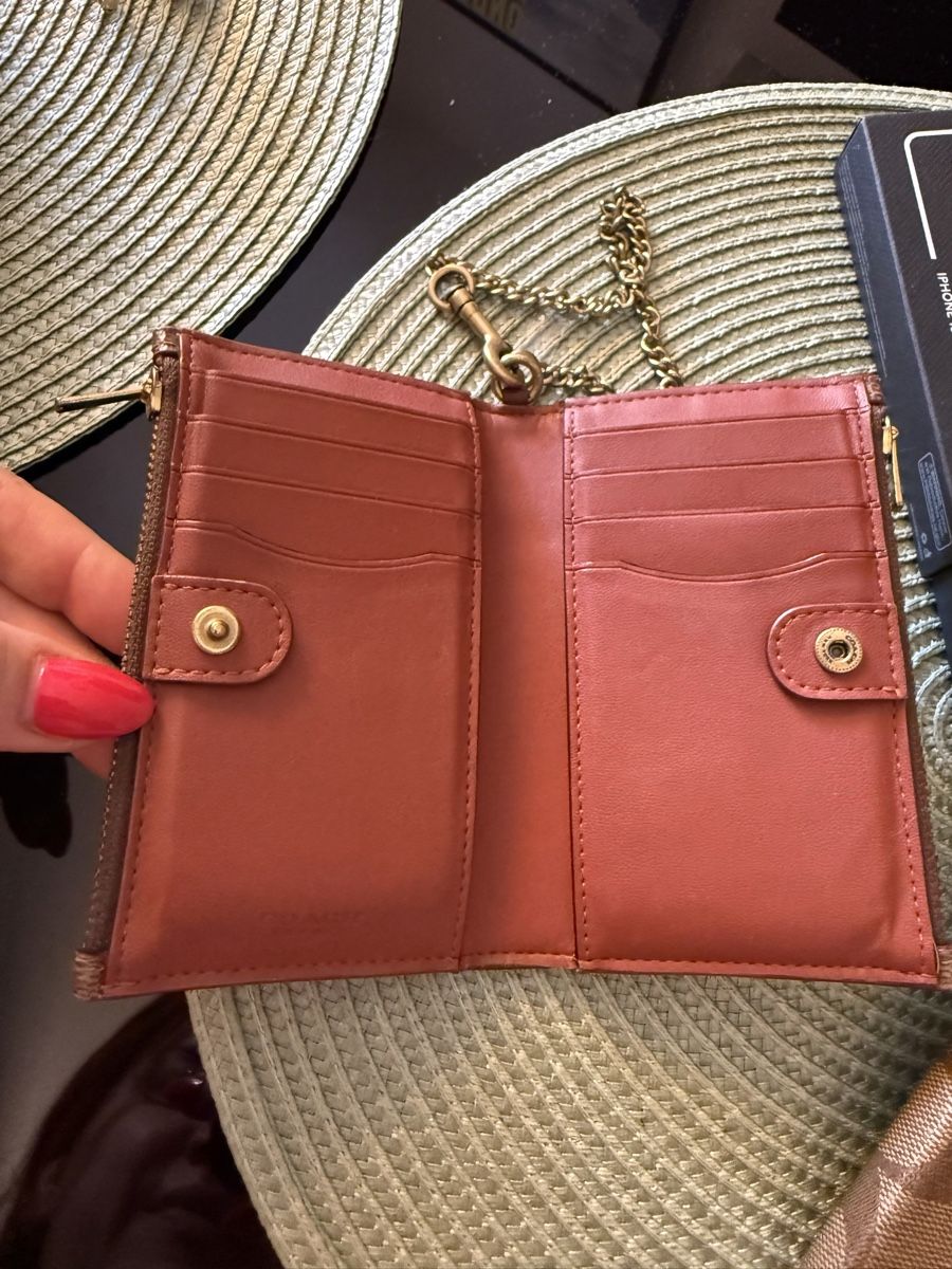 Coach Portemonnaies: Coach Wallet + iPhone 13 Pro Case – D'occasion à Zürich par missgrey 3