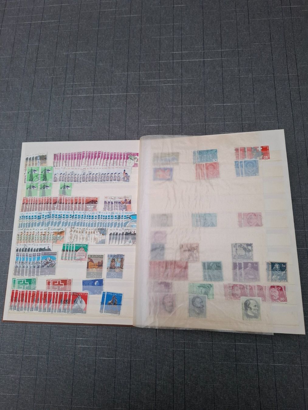 Tutti i francobolli: Briefmarken, Postkarte, Sammlung – Usato da Eschlikon venduto da Timotwo 4