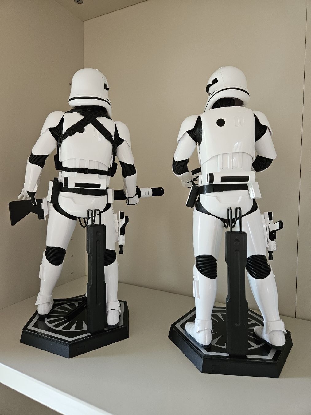 Hot Toys Figuren: Hot Toys Star Wars First Order Stormtroopers – Gebraucht aus Wildberg von Reunionevents 3