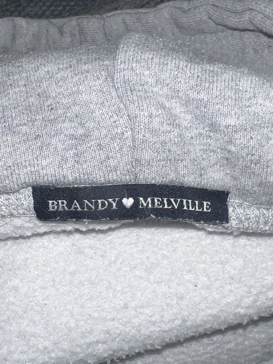 Brandy Melville Maglioni & Felpe: Brandy Melville Hoodie – Nuovo (secondo la descrizione) da Basel venduto da niki7v 3