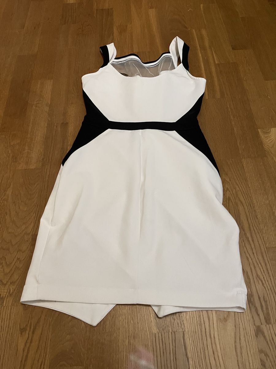 Guess Robes: Guess Kleid – D'occasion à Bern par sel_2j9q