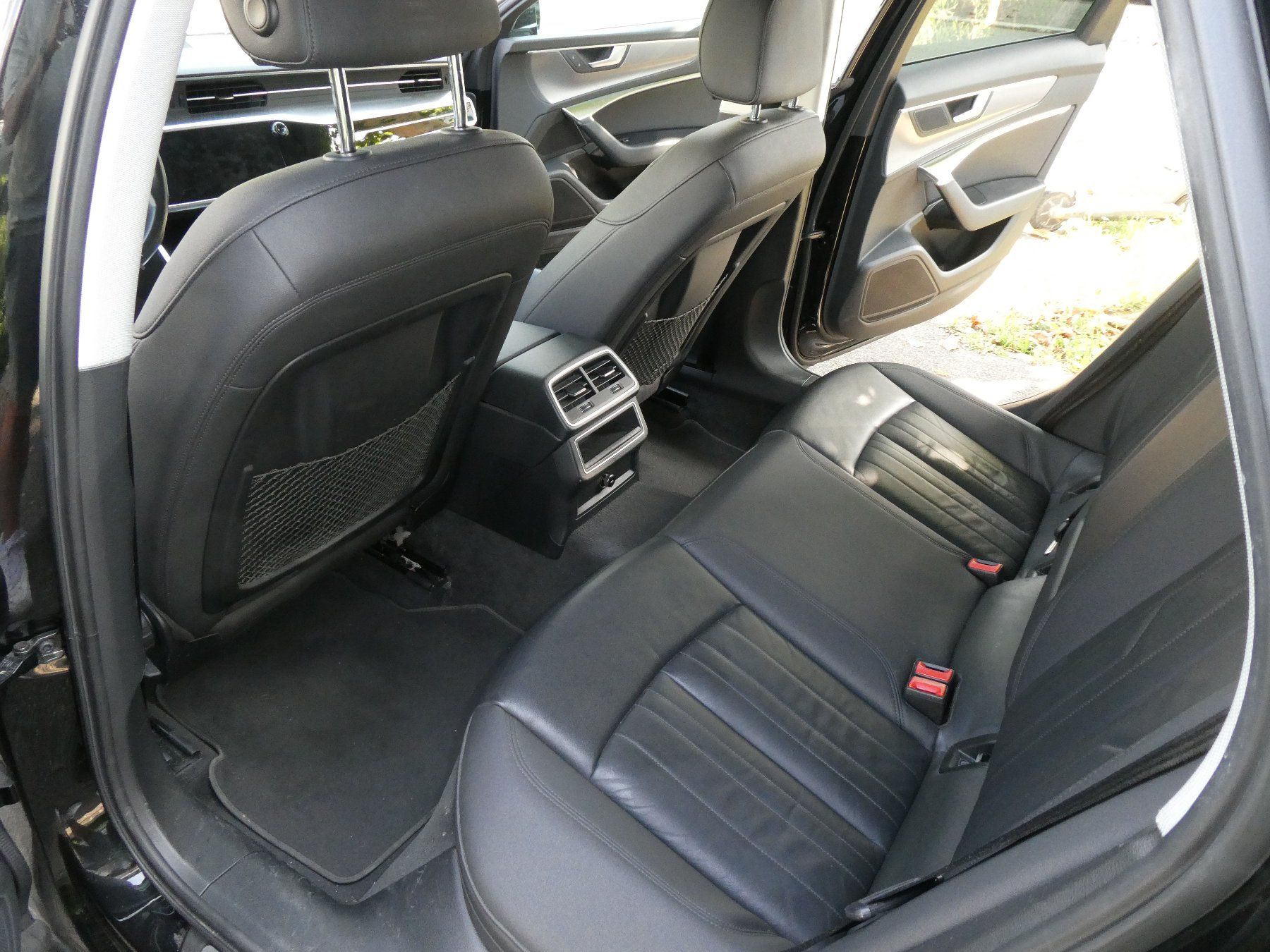 Audi Automobili: Audi A6 AV 40 TDI – Usato da Solothurn venduto da Betreibungsamt_SO 5