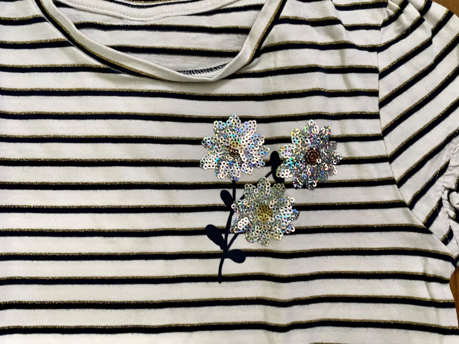 Camicette, T-shirt & Top: schönes T-Shirt Gr. 134 – Usato da Buchrain venduto da Sunny026 2