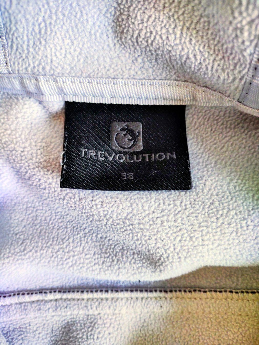 Trevolution Jacken: Softshell Jacke – Gebraucht aus Montlingen von Nikita-Sidney 4