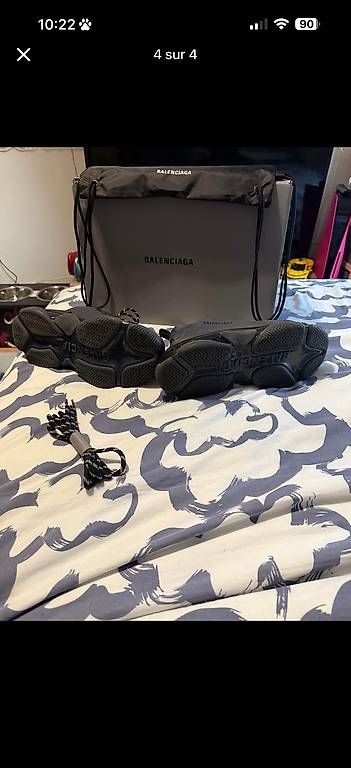 Balenciaga Scarpe da uomo: Balenciaga Triple S – Usato da Genève venduto da Robiiy 2