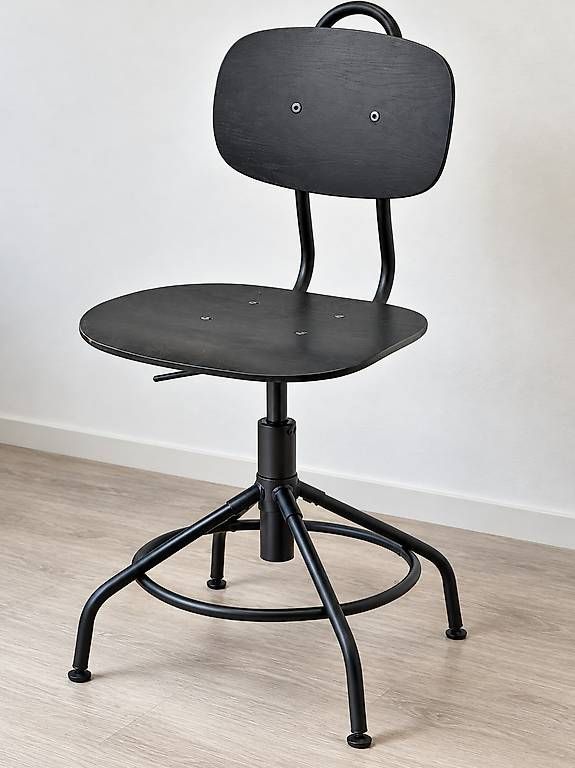 Chaises: Büro Stuhl  – D'occasion à Weinfelden par gab_z6f5
