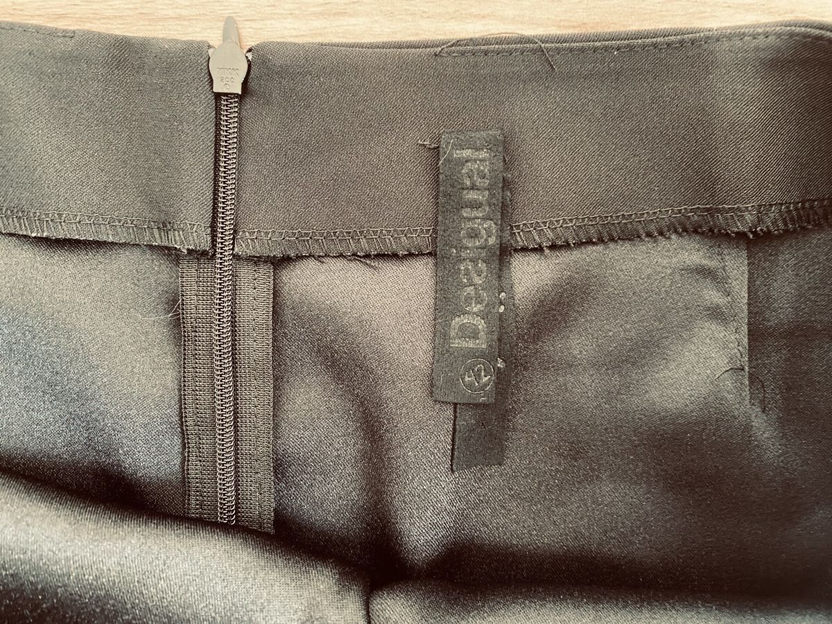 Desigual Jupes: Jupe Desigual – Neuf (Voir description) à Chézard-St-Martin par monster2525 4
