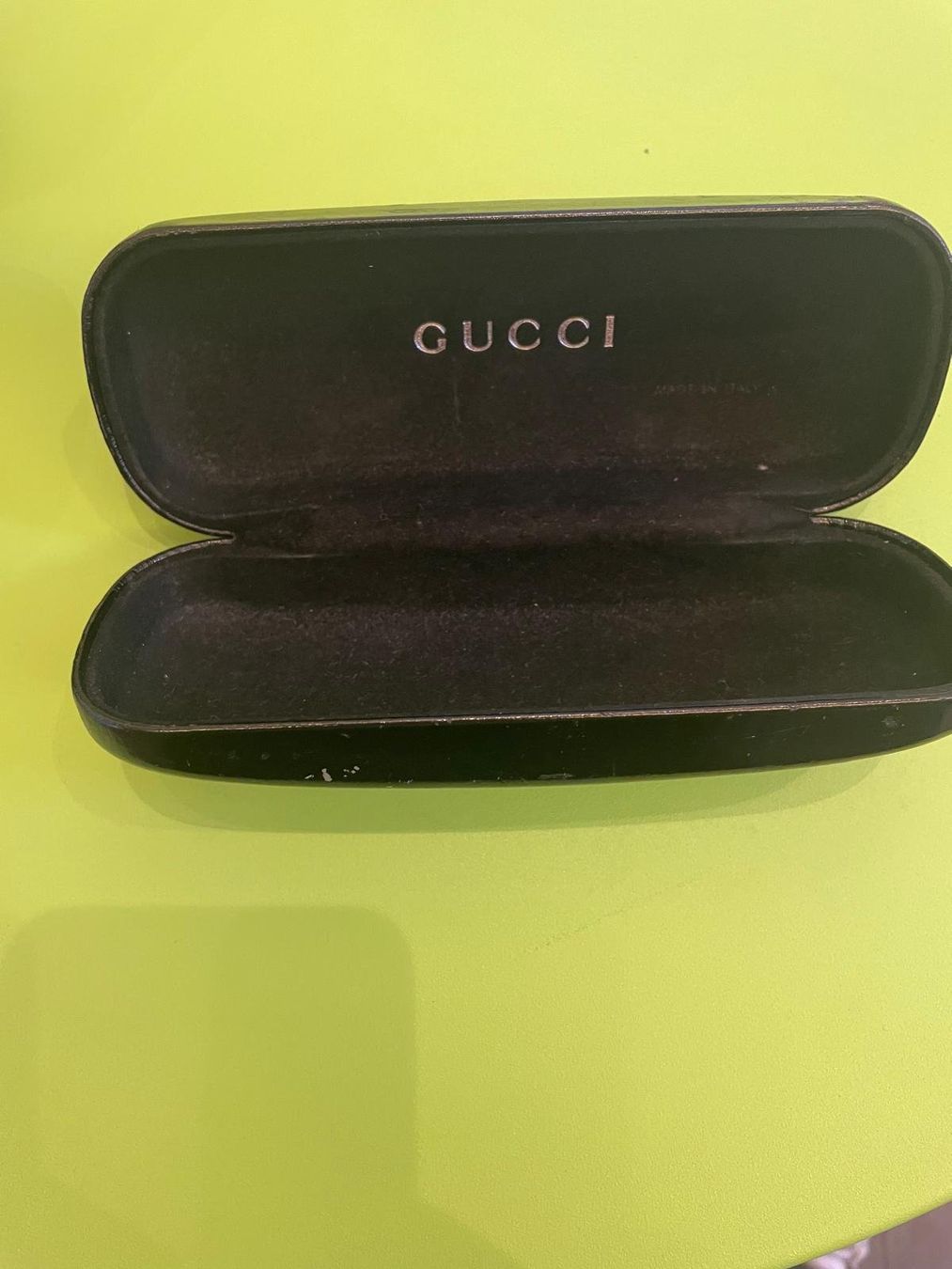 Gucci Altro in  Abbigliamento & Accessori: Gucci Brillenetui Schwarz – Usato da Meilen venduto da sho_vct5 1