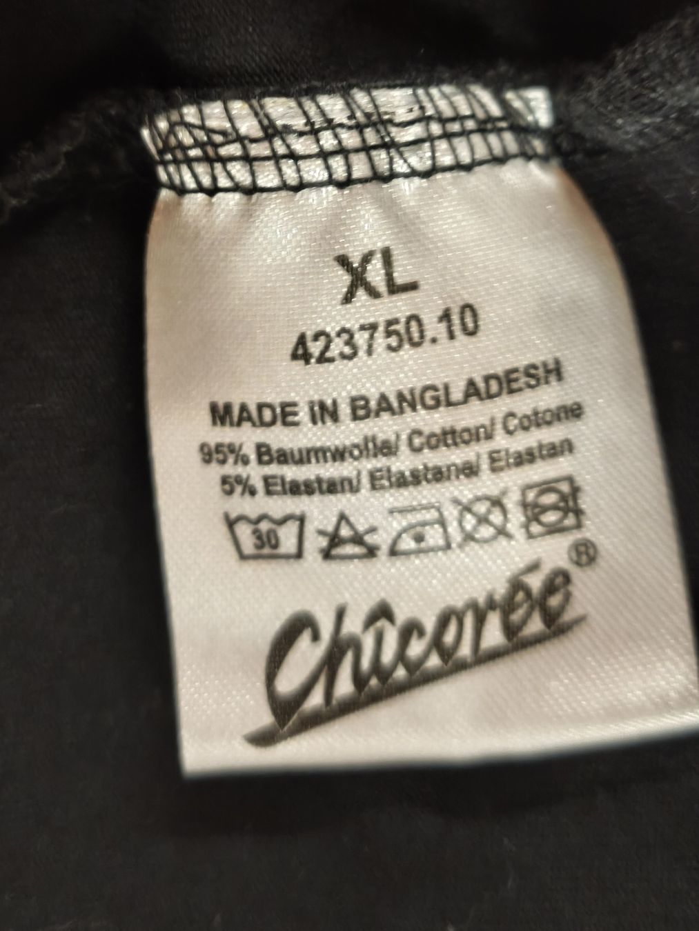 Maglioni & Felpe: Chicorée Shirt Schwarz Grösse XL  – Usato da Emmetten venduto da SecondhandSiska 5
