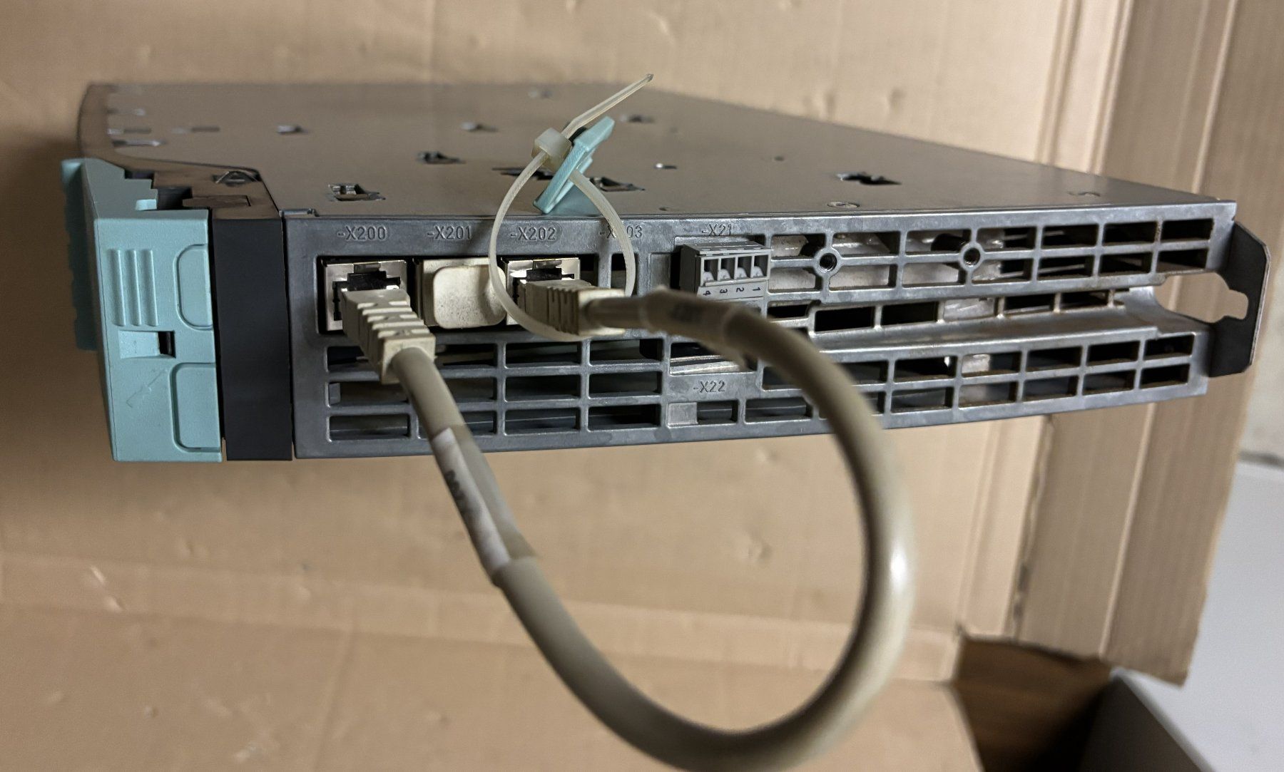 Siemens Componenti elettronici: Siemens Sinamics 6SL3120-1TE21-8AA3 – Usato da Sins venduto da 3985schluckti 4