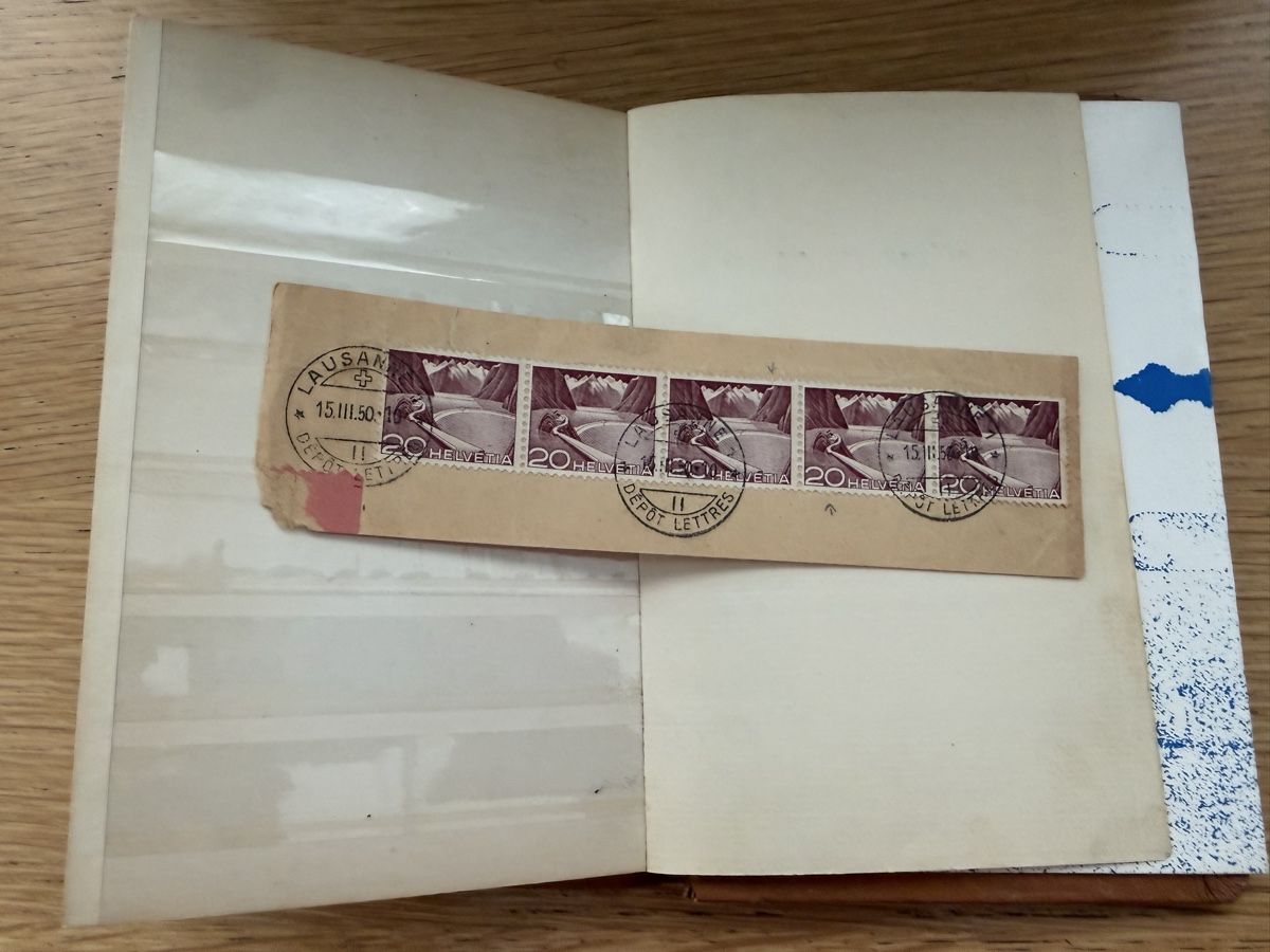 Tutti i francobolli: Kleines Album Schweizer Briefmarken  – Usato da Murgenthal venduto da Tina_4055 6