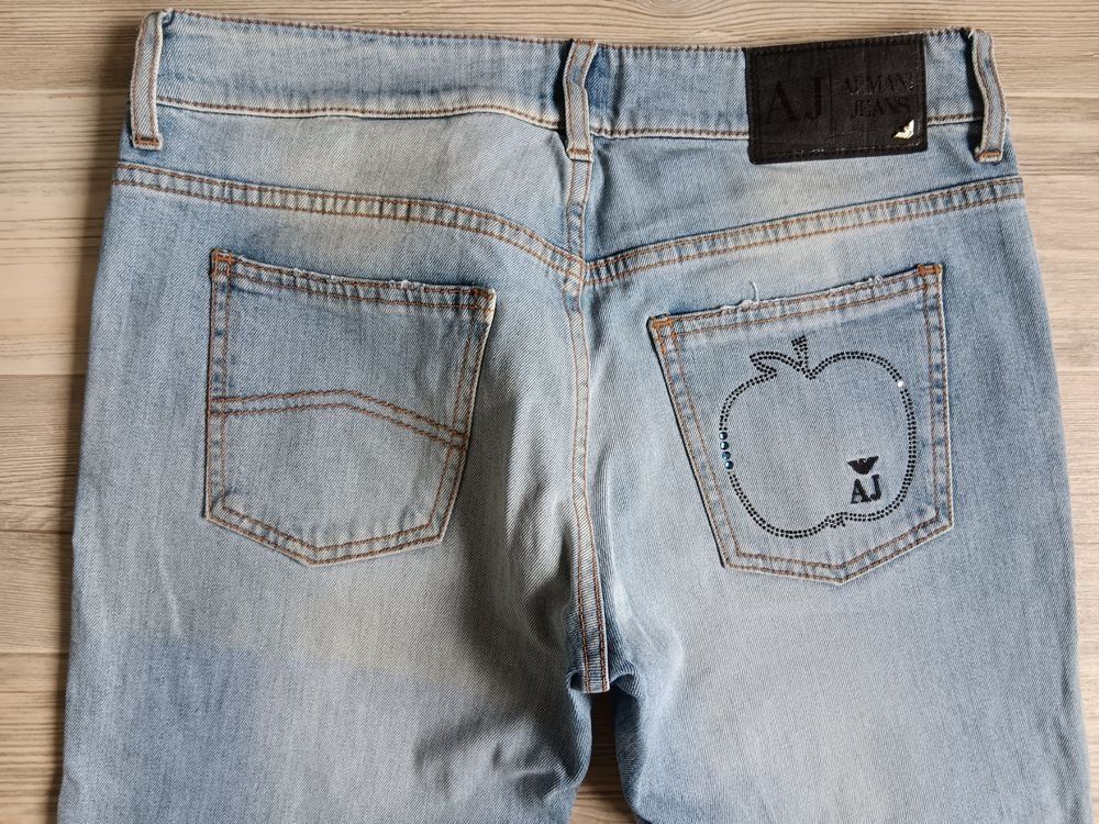 Armani Jeans: Jeans AJ ARMANI JEANS  Taille / Grosse W27 ..... – Usato da Cossonay-ville venduto da Super-Price-Quality 4
