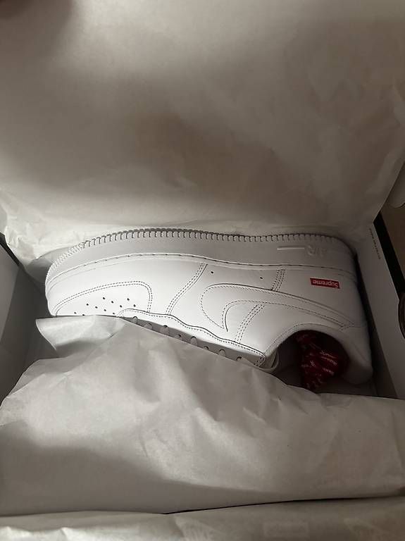 Scarpe da uomo: Supreme Air Force 1 low – Nuovo e nell'imballaggio originale da Reichenburg venduto da sim_7rjx