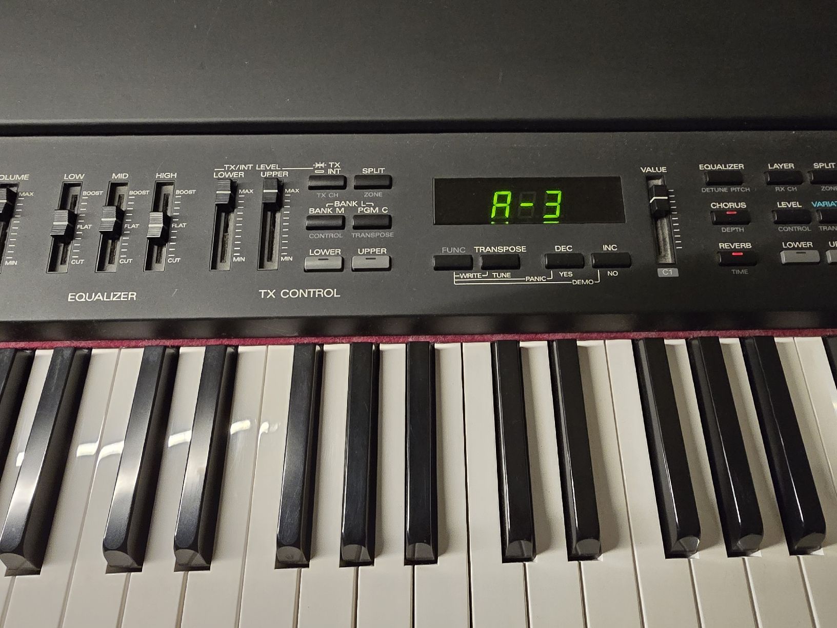 Roland Strumenti musicali: ROLAND RD-500 DIGITAL PIANO With hard Case – Usato da Zürich venduto da Roy-Events-Zurich 3