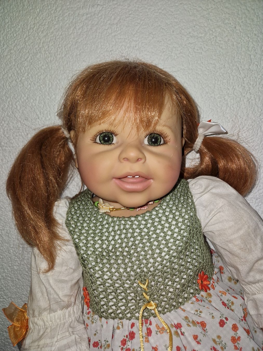 Bambole: Samler oder Spielpuppe mit rotem Haar und Blumenkleid gebrau – Usato da Etzwilen venduto da mue_mm76 1