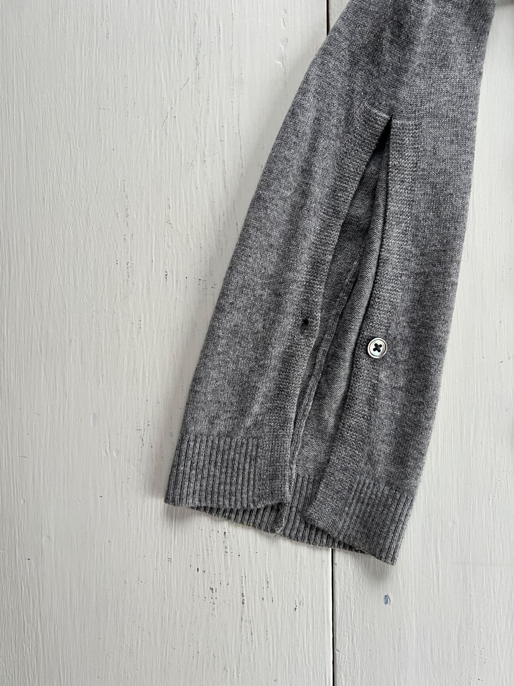 Maglioni & Felpe: Hope Rio Sweater – Usato da Gempenach venduto da amdor 5