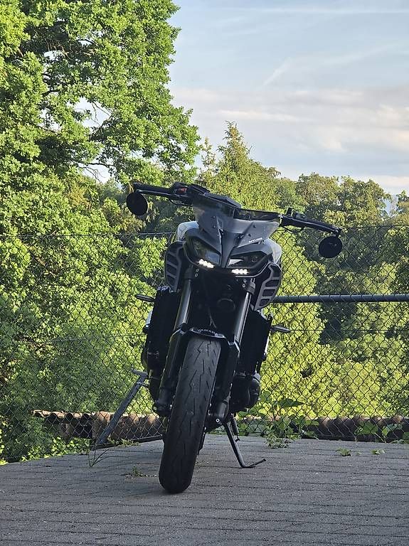 Strasse: Yamaha MT09  – Gebraucht aus Triengen von NF-Parts 1