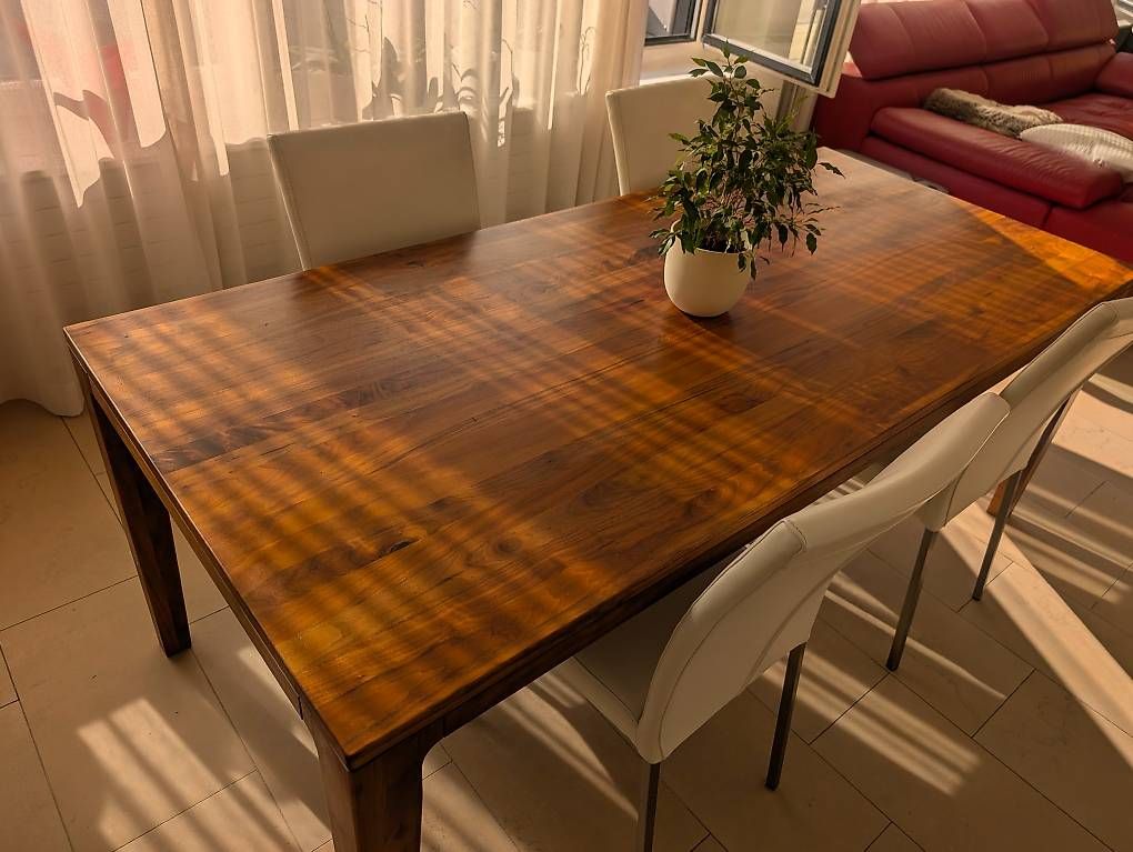 Tavoli: Magnifique table en bois de noyer – Usato da Fribourg venduto da smike2809 2