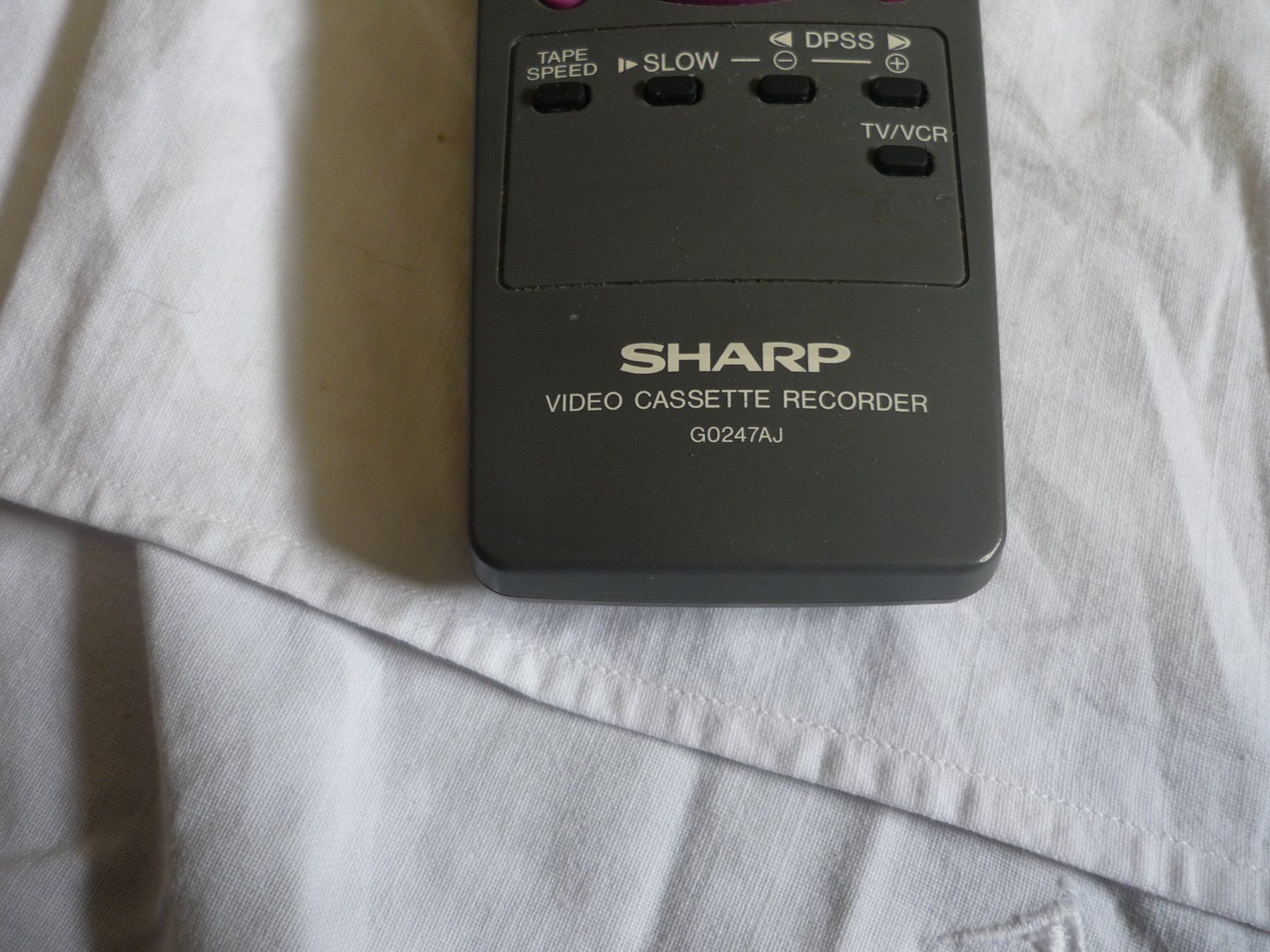 Sony Telecomandi: Sharp Videorecorder Fernbedienung - G0247AJ – Usato da Beringen venduto da Flatretriever 2