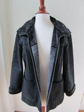 schwarze Jacke mit Kunstfell 38 Hucke