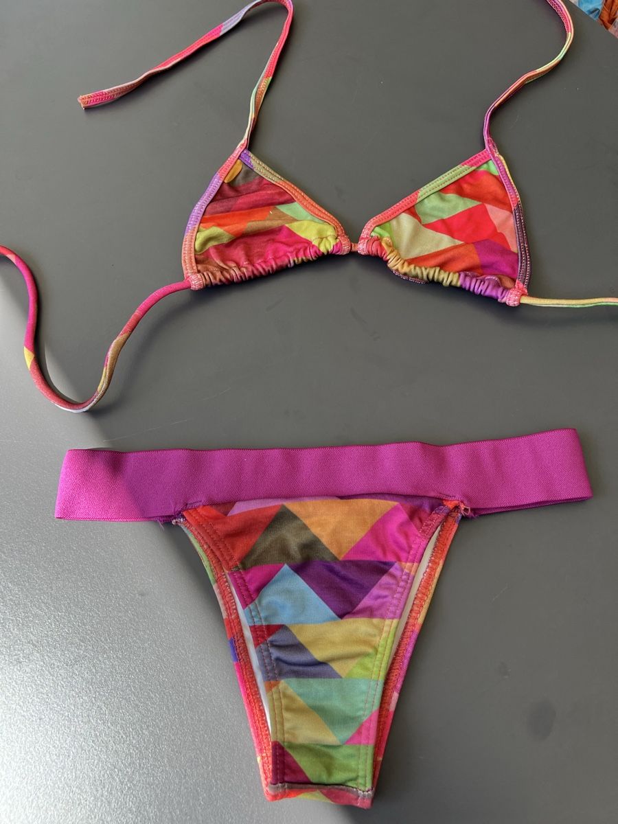 Costumi da bagno & Bikini: Bikini Barzilian – Nuovo (secondo la descrizione) da Eglisau venduto da Hermes10