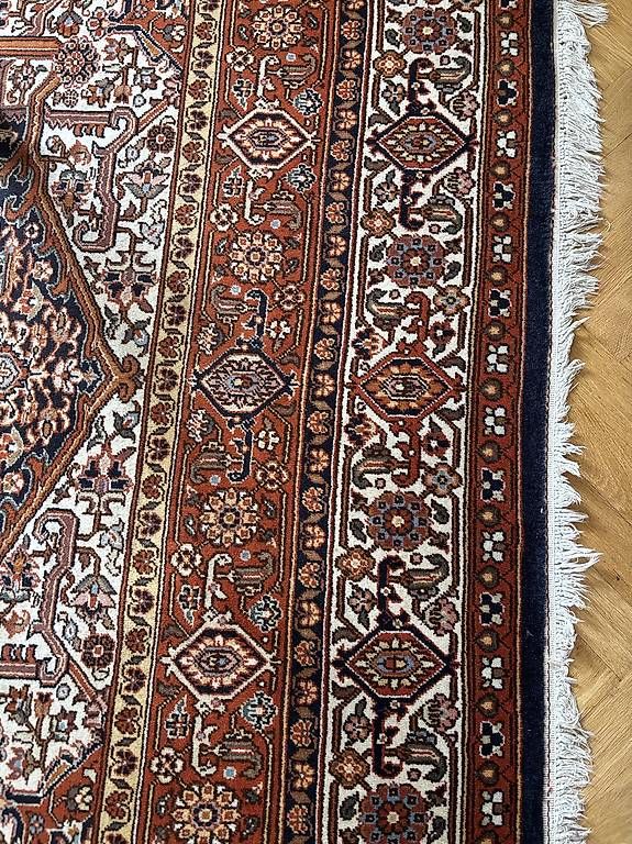 Tappeti: Orientteppich 250x370 Handgeknüpft – Usato da Zürich venduto da ReI-o 1