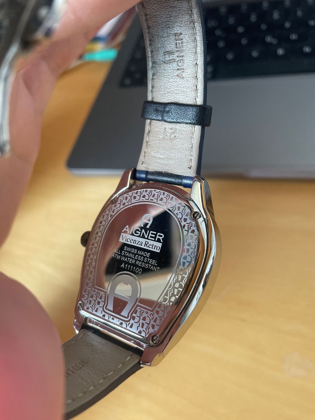 Aigner Uhren: AIGNER Armbanduhr – Gebraucht aus Kriens von  2