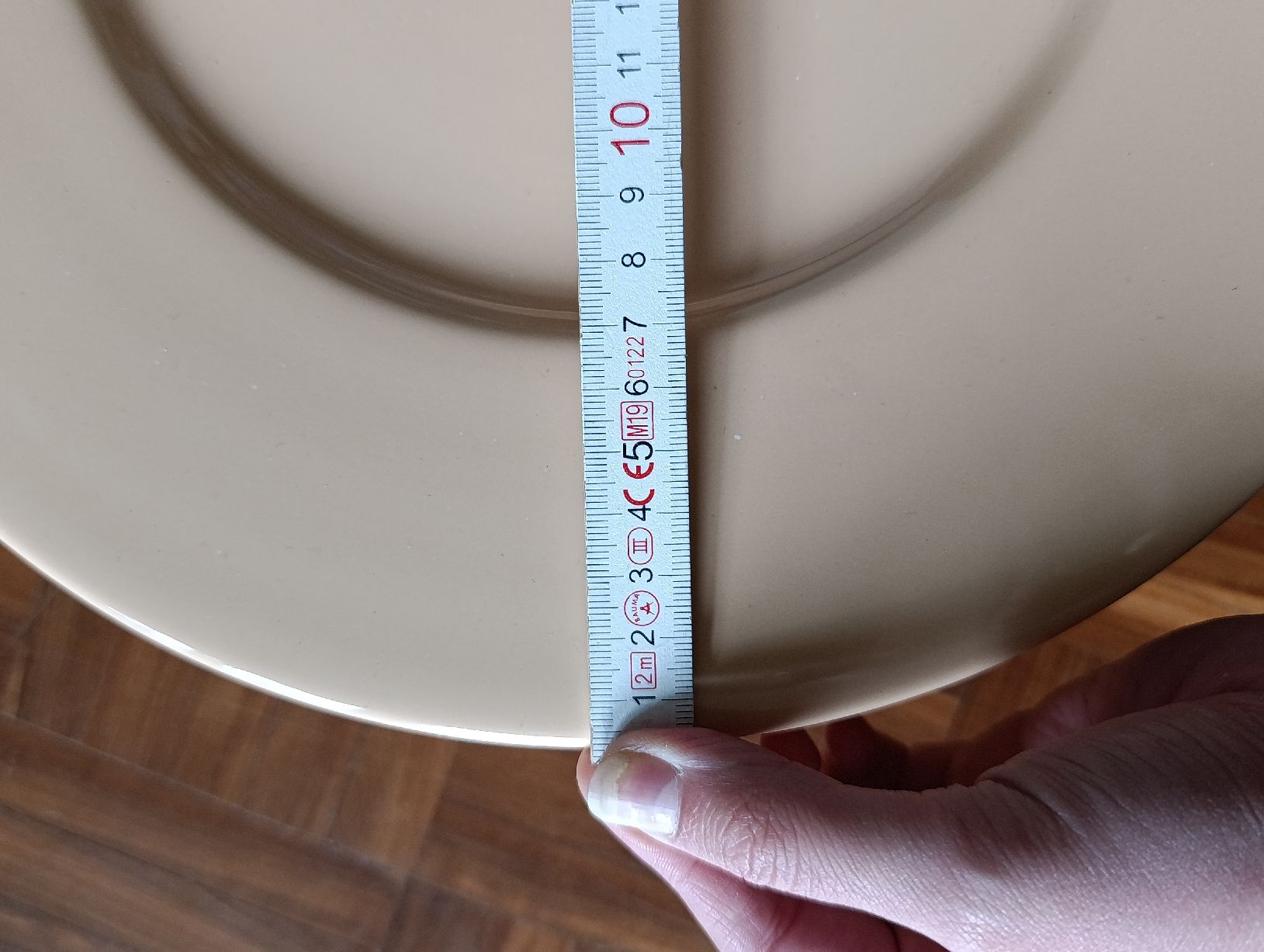 Teller: Teller 8Stk. 32cm – Gebraucht aus Baar von L.isa28 6