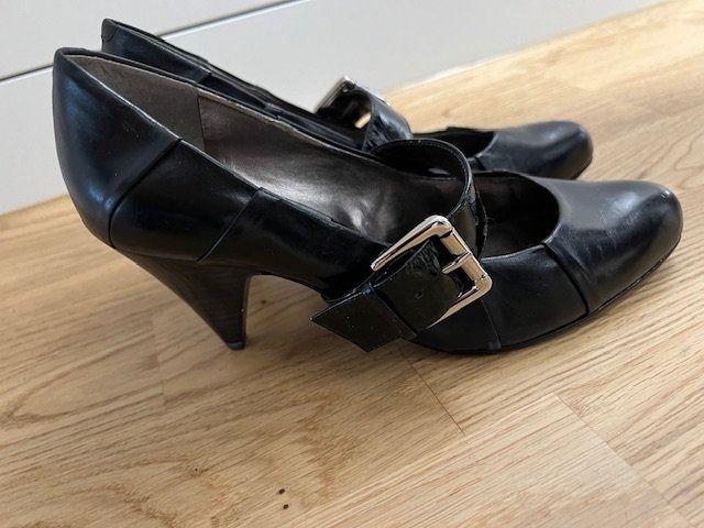 Scarpe da donna: Schuhe Nine West Gr. 37 – Usato da Wabern venduto da MagdalenaWabern 1