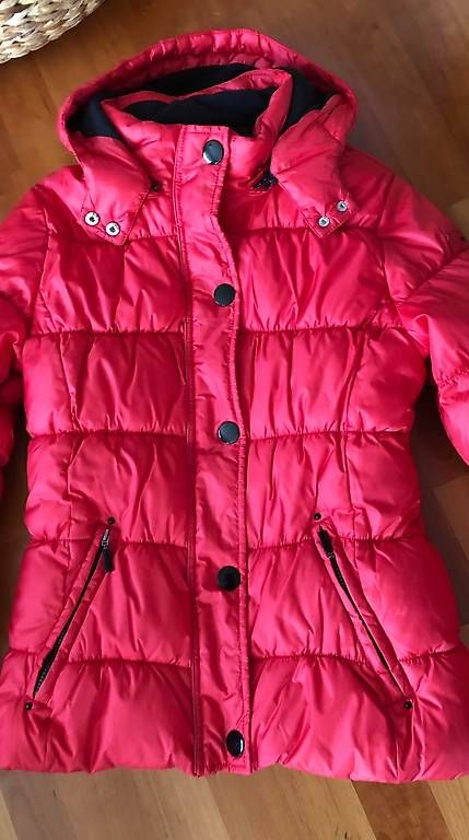 S.Oliver Giacche: S. Oliver Winterjacke in rot Gr. S / 176 – Usato da Langendorf venduto da Felix2017