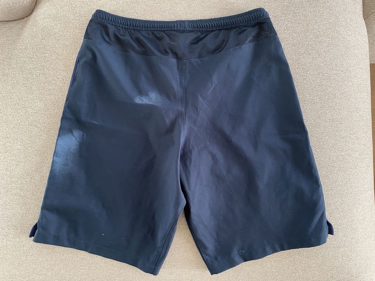 Nike Pantaloni: Original Short de foot Paris Saint-Germain - Taille S – Usato da Rossemaison venduto da Carduelis 1