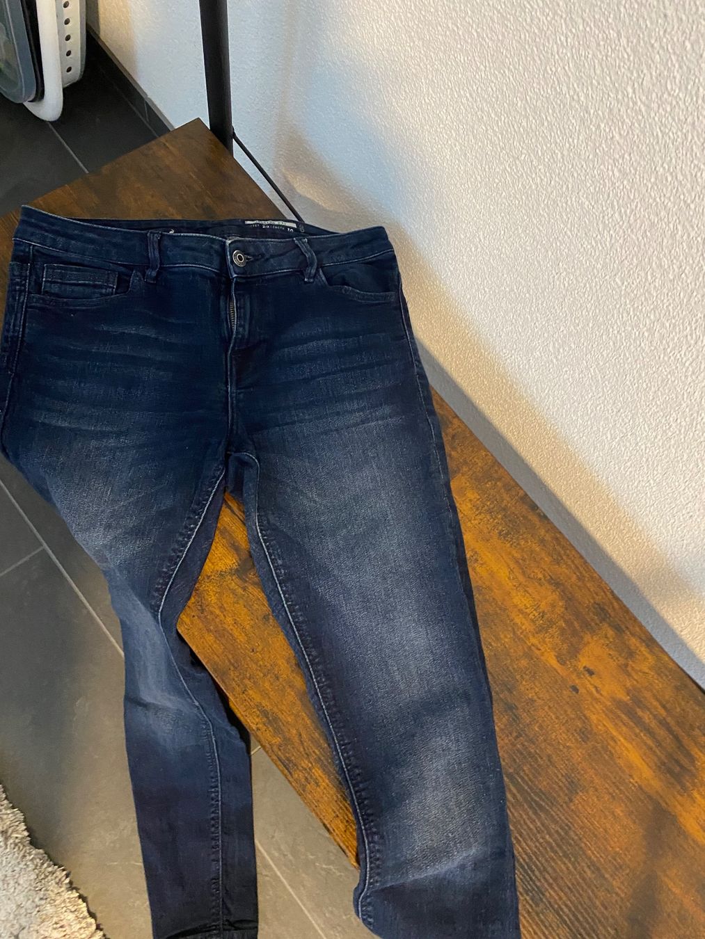 Esprit Jeans: 3 Jeans von esprit🥳 – Usato da Teufen AR venduto da Memilu 9
