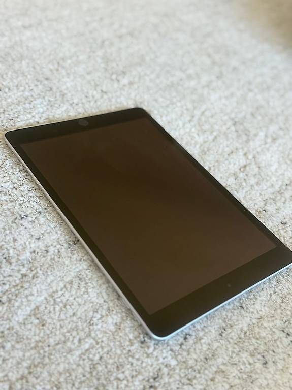 Tablet PC: IPad generazione 9 – Usato da Lugano venduto da plo_7rxx 1