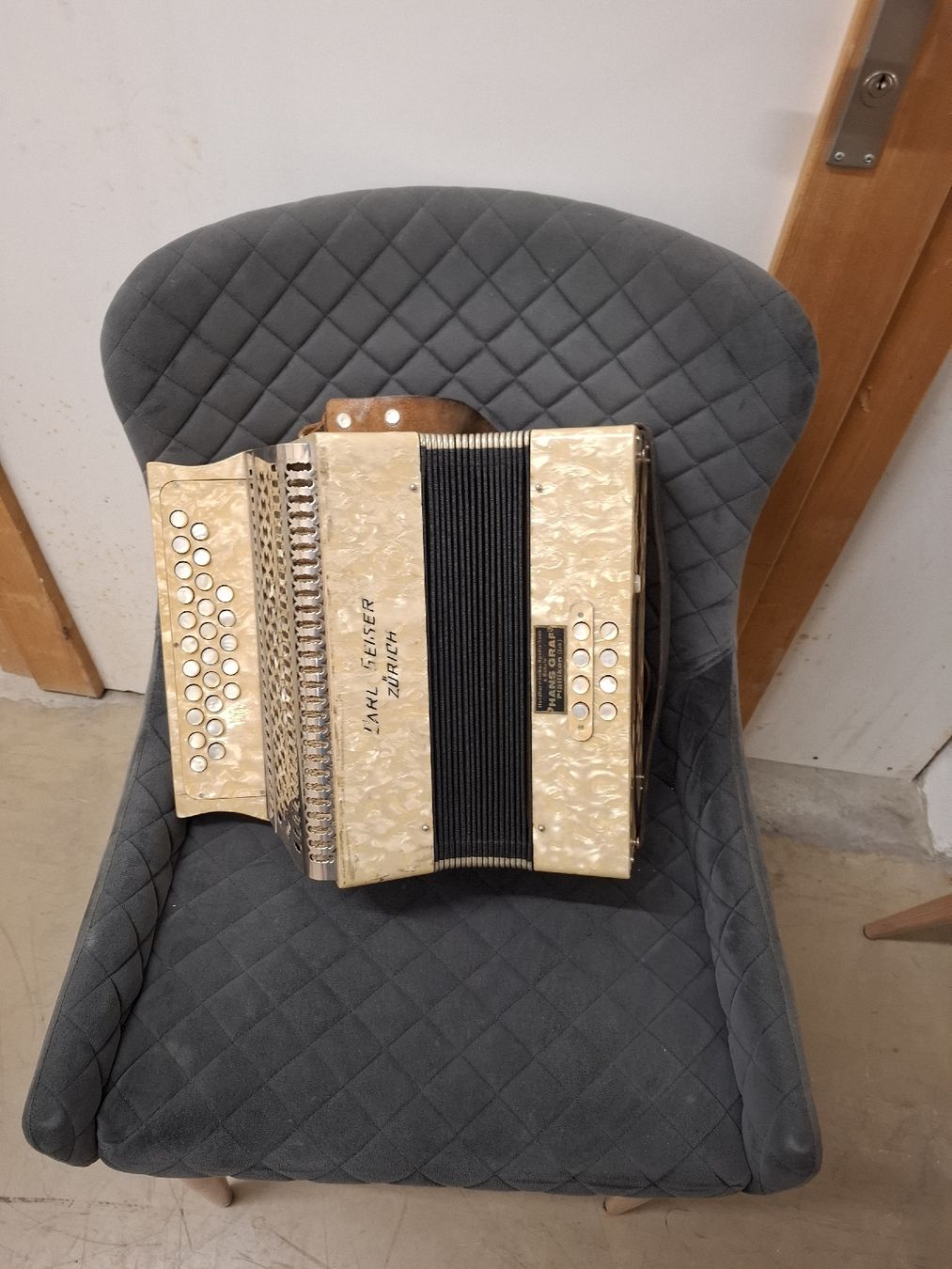 Musikinstrumente: nussbaumer orgeli – Gebraucht aus Villeneuve von BibiVintage 2