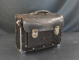Werkzeugtasche Vintage aus Zeugleder