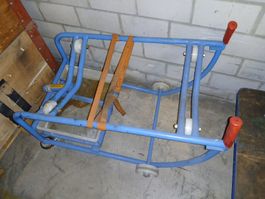 Transportroller blau mit Rollen und Spanngurt gebraucht