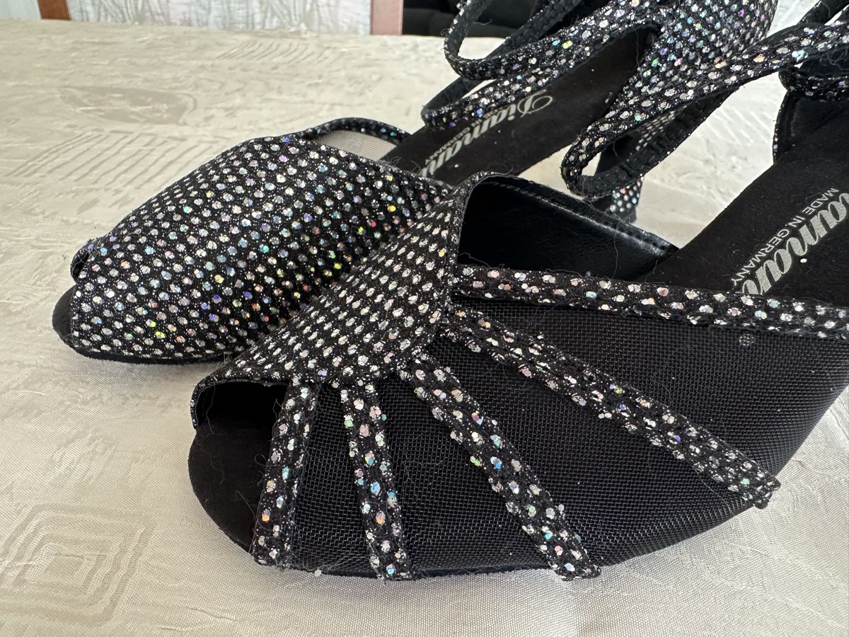 Scarpe da donna: NEUE Tanzschuhe DIAMANT Gr. 38 – Nuovo e nell'imballaggio originale da Wallisellen venduto da funnydance 3