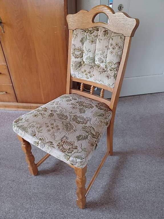 Stühle: Chaises – Gebraucht aus Soyhières von 5jm_5czl 1