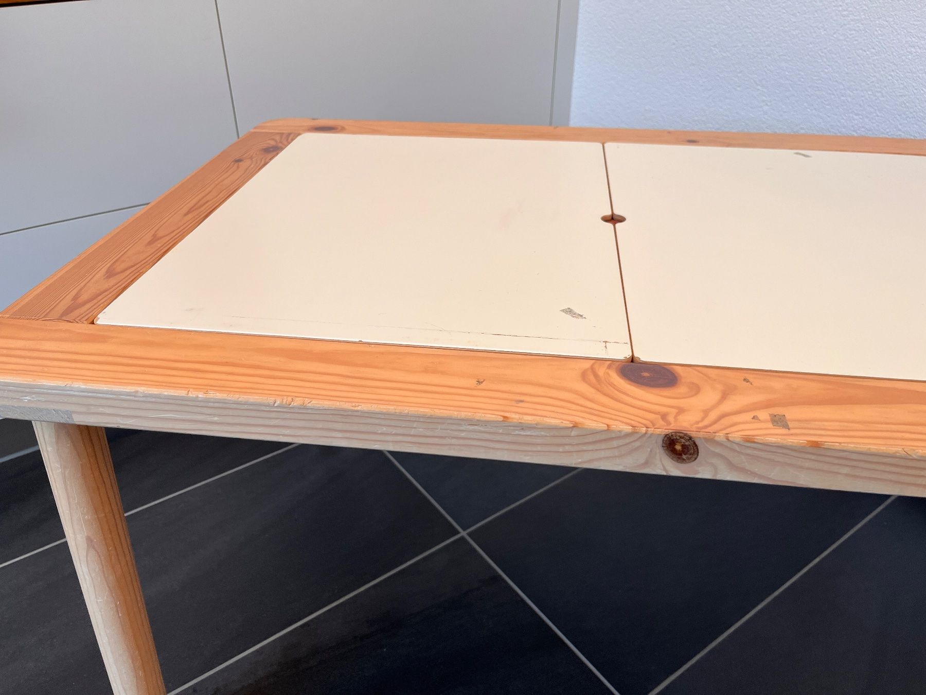 Ikea Tavoli: IKEA Fliset Kindertisch - 502.984.18 – Usato da Brünisried venduto da Seisler88 2
