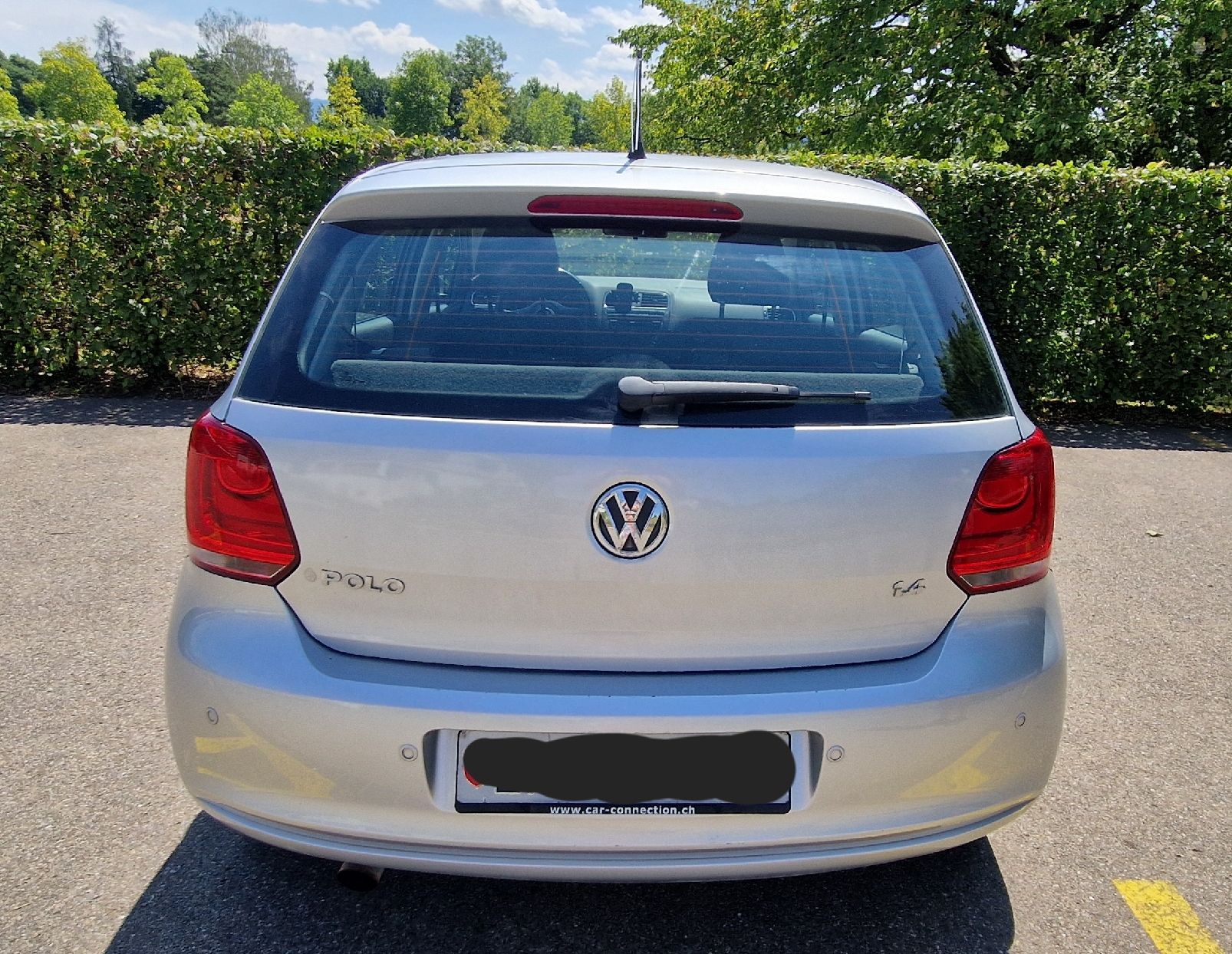 VW Automobili: VW Polo auf Verhandlungsbasis – Usato da Stäfa venduto da ina_5xw5 1