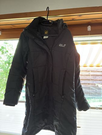Jack Wolfskin Damen Mantel schwarz Grösse M gebraucht