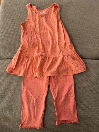 Set aus Shirt und Hose Gr. 122/128