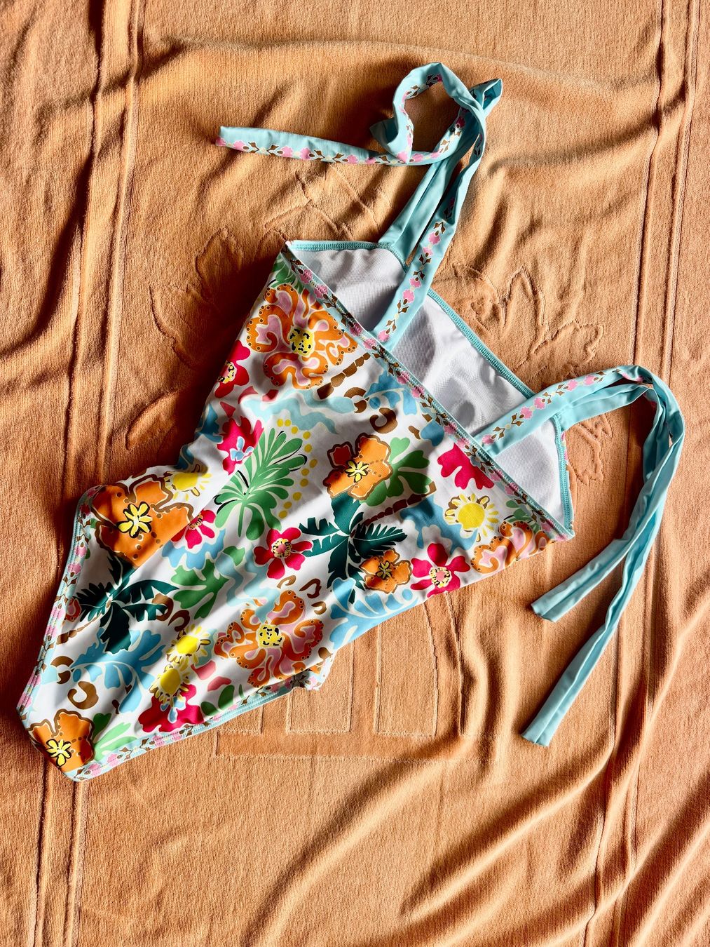 Costumi da bagno & Bikini: Badeanzug gemustert Grösse 42-44 NEU – Nuovo e nell'imballaggio originale da Zuchwil venduto da Lsc63 1