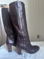 Beautiful brown leather Gucci high boots - size 40.5