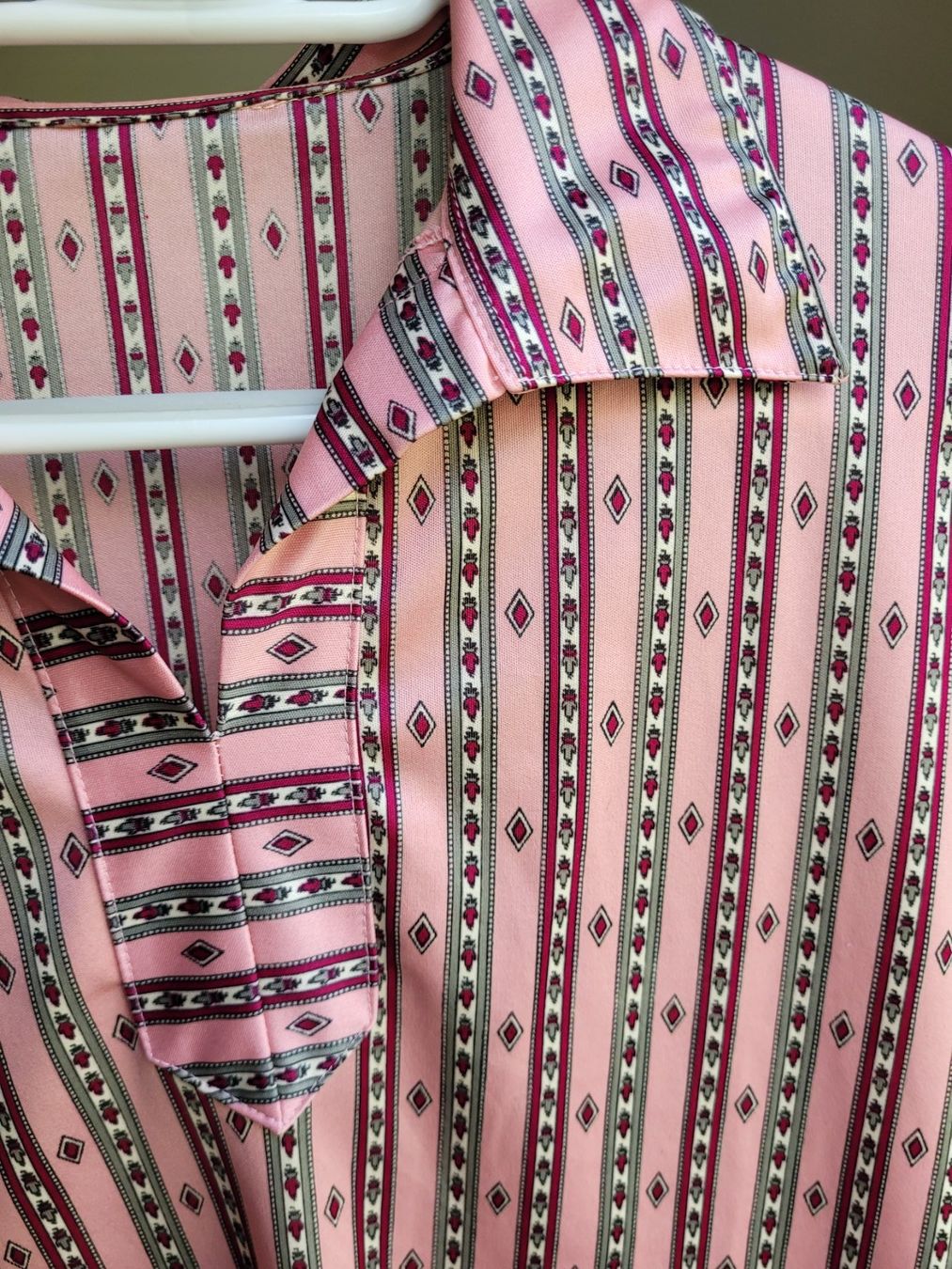 Blusen: Bluse, original späte 60er, Grösse 38 – Gebraucht aus Bern von maus5555