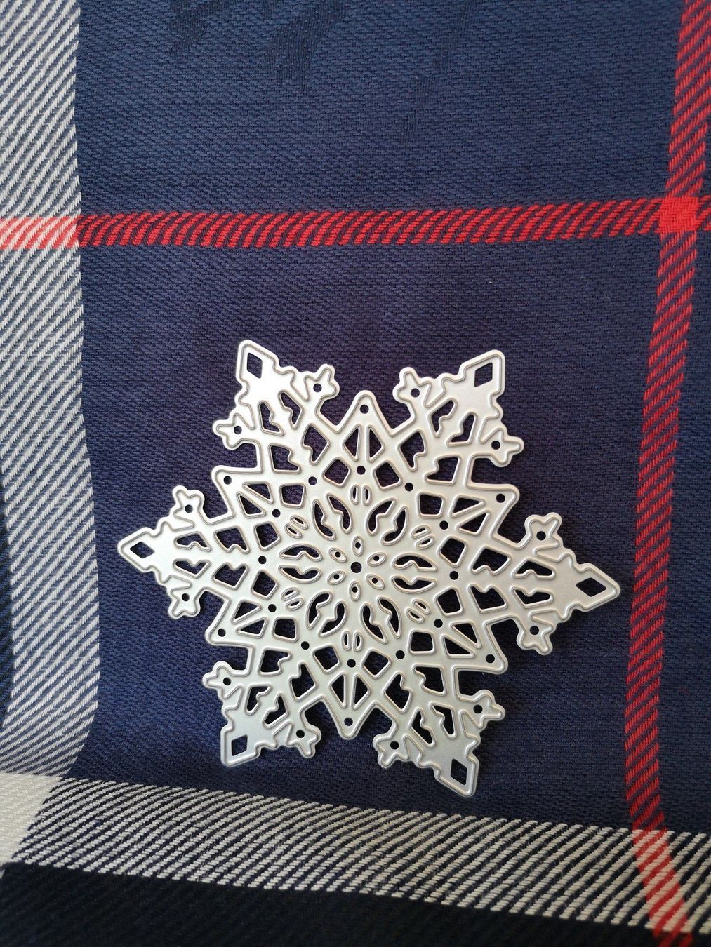 Altro in Bricolage: 8 Stanzen Weihnachten Schneeflocken Dorf – Nuovo e nell'imballaggio originale da Biberist venduto da misch810 1