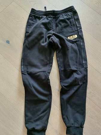Armani Hose