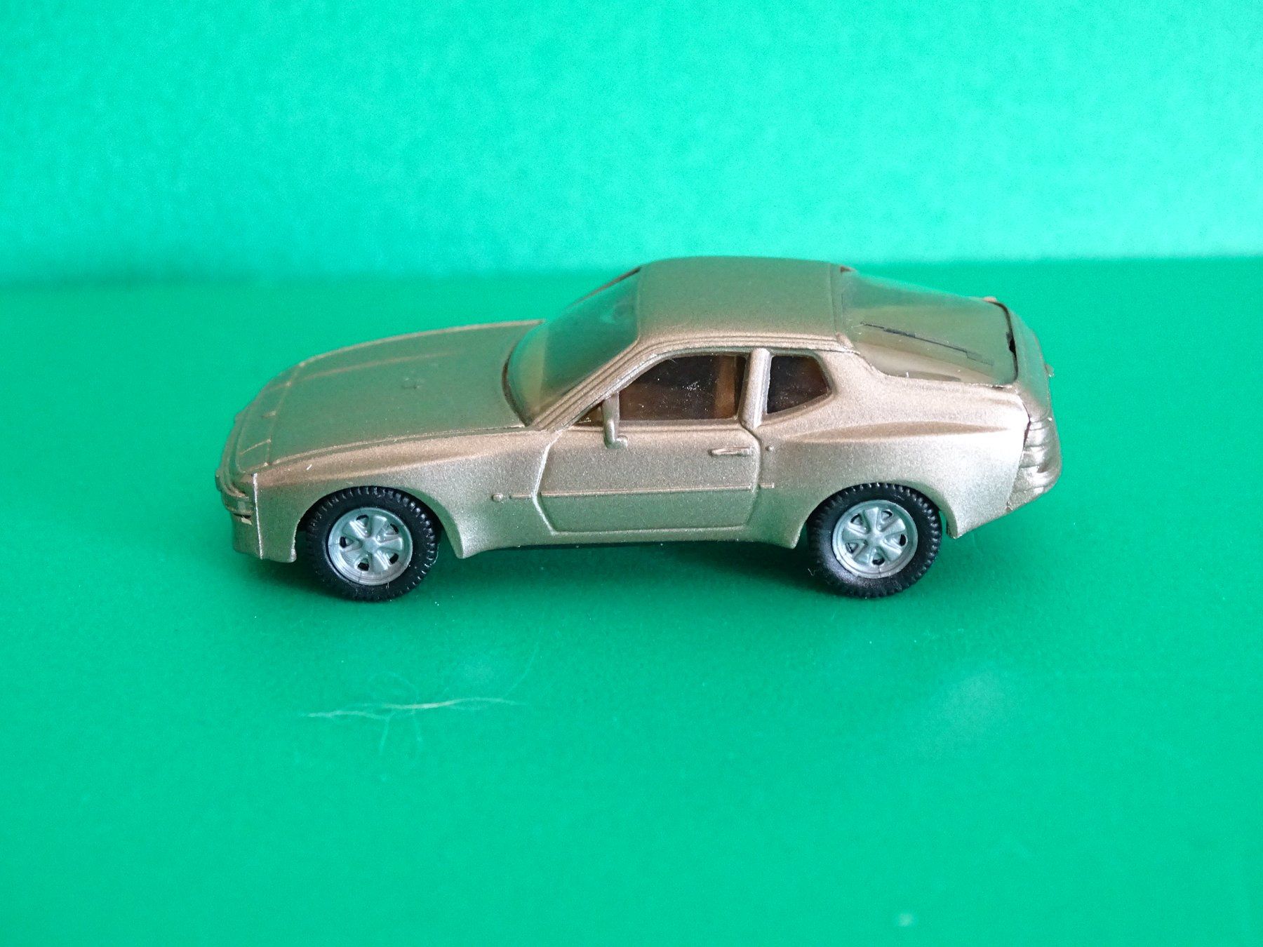Herpa Modellautos: Porsche 944 von Herpa 1/87 – Gebraucht aus Bretzwil von Meex 2