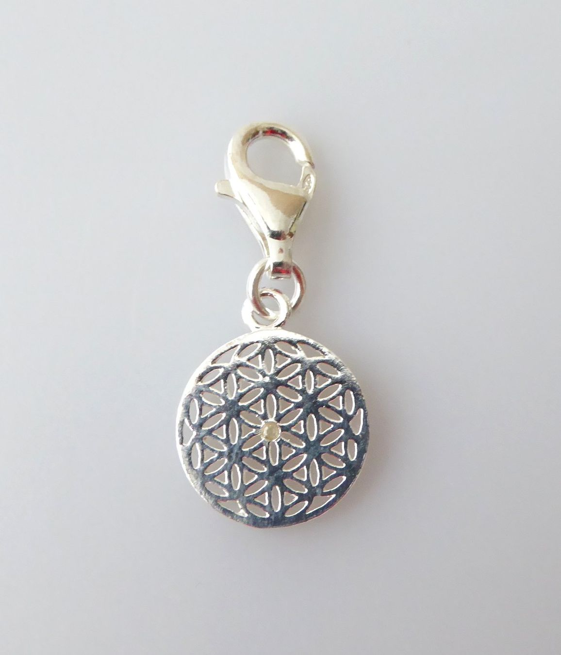 Anhänger: Charm-Anhänger - Blume des Lebens – Neu und originalverpackt aus Mauren von Yeelen